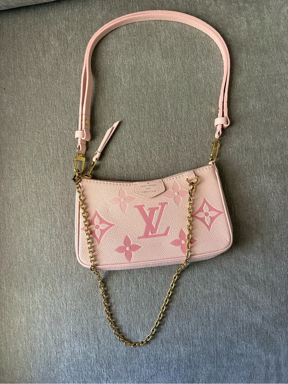 Louis Vuitton chic louis